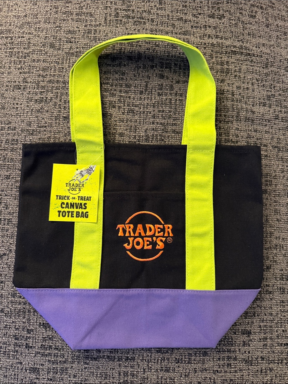 NWT Trader Joe’s 2026 Halloween Trick or Treat Canvas Tote Bag, Black/Lime